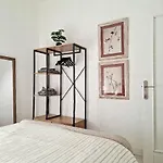 Daire Muy Acogedor, A 5 Min A Pie Del Centro, Cama 1'60, Wifi Y Netflix