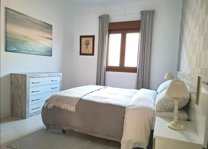 A 5 Min A Pie Del Centro, Cama 1'60, Wifi Y Netflix * San Vicente De La Barquera
