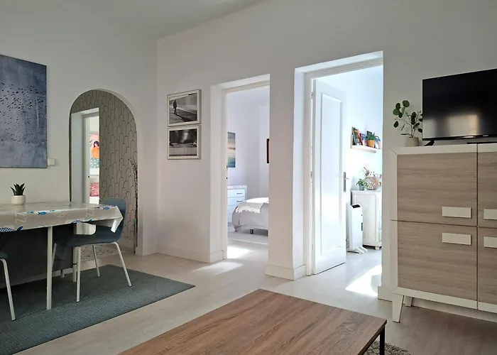 A 5 Min A Pie Del Centro, Cama 1'60, Wifi Y Netflix * San Vicente De La Barquera