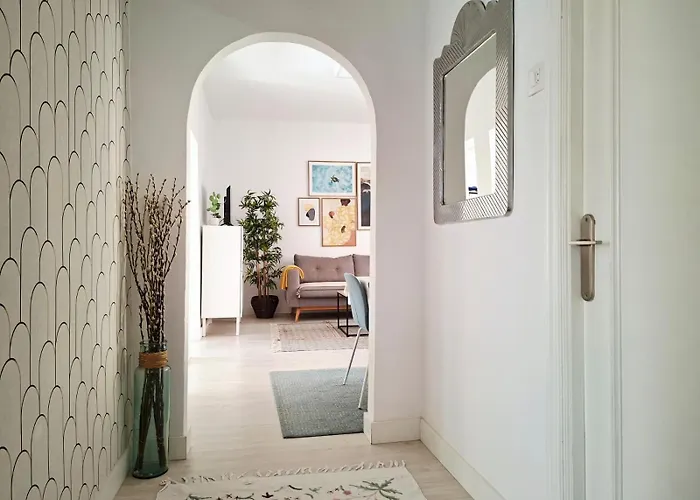 公寓 A 5 Min A Pie Del Centro, Cama 1'60, Wifi Y Netflix *