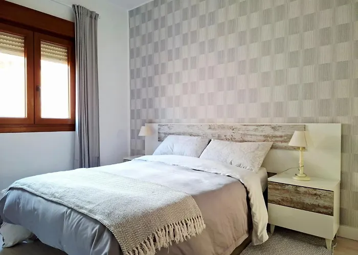 公寓 A 5 Min A Pie Del Centro, Cama 1'60, Wifi Y Netflix